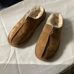 Ugg Mens House Shoes 9